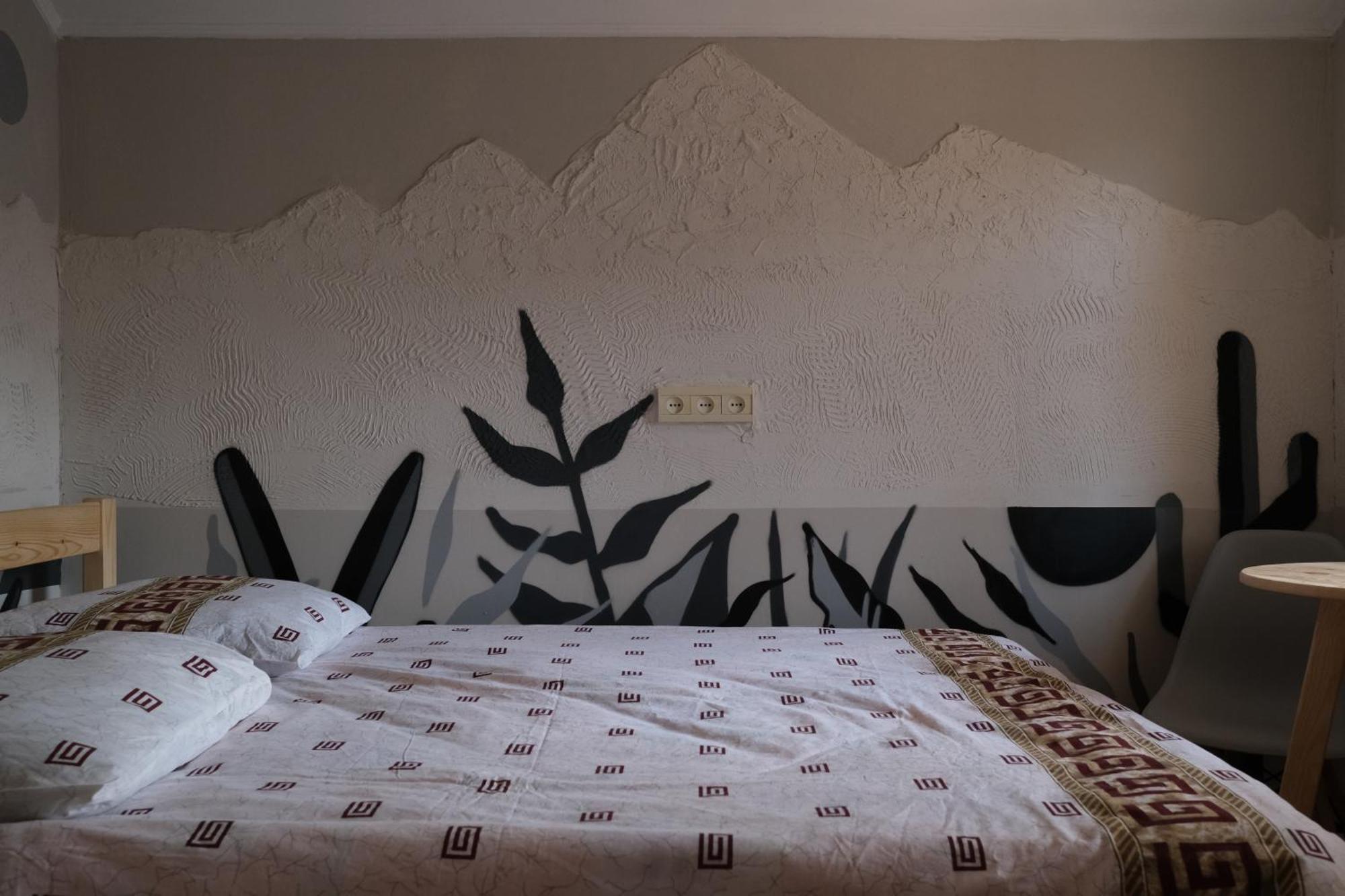 Wanderlust Hostel Riverside Almaty Exterior photo